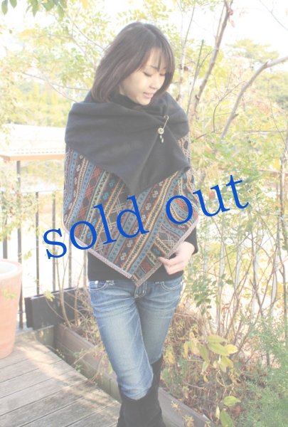 画像3: リバーシブル巻き布ショールポンチョ (3)