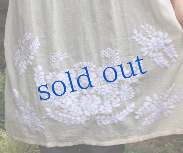 画像5: ガーゼ刺繍のチュニックワンピース (5)
