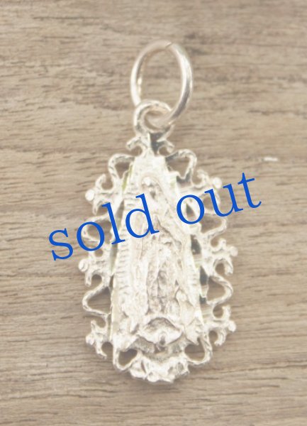 画像2: グアダルーペのマリア・浮き彫りペンダント (2)