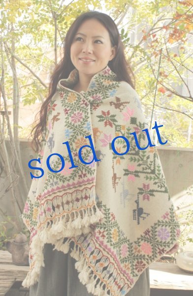 画像2: llamallamaオリジナル手織りウールケープショール (2)