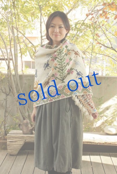 画像3: llamallamaオリジナル手織りウールケープショール (3)