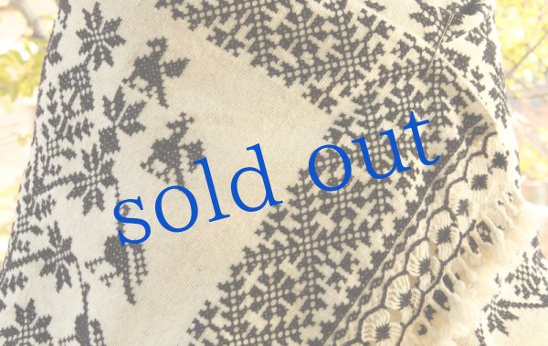 画像4: llamallamaオリジナル手織りケープショール (4)