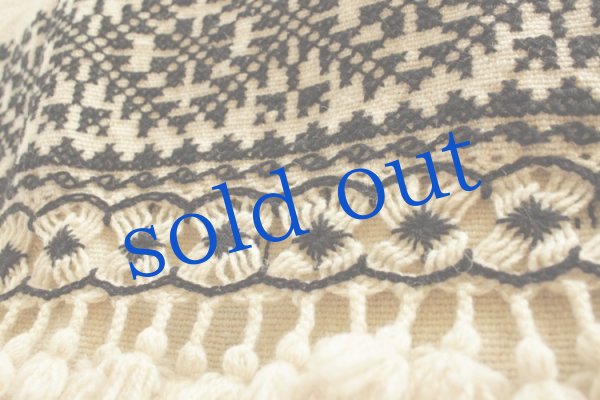 画像5: llamallamaオリジナル手織りケープショール (5)