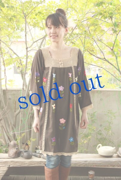 画像3: クロッシェ編みガーゼ刺繍チュニック (3)