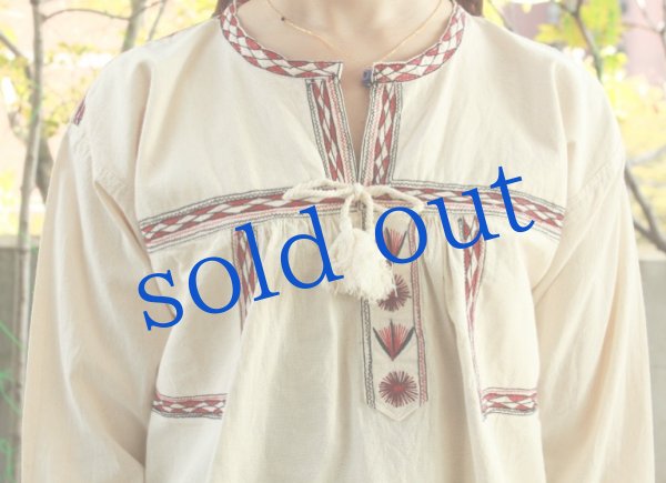 画像4: ミヘ刺繍の長袖シャツ (4)