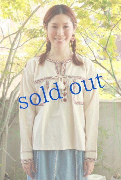 画像2: ミヘ刺繍の長袖シャツ (2)