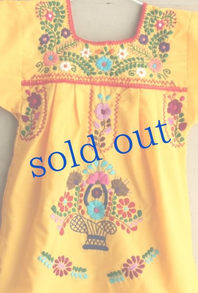 画像2: メキシコ刺繍のワンピースイエロー (2)
