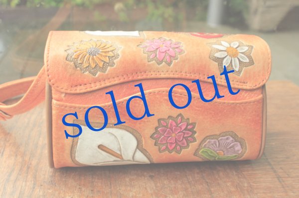 画像4: 本革・型押し・お花のドレスバッグ (4)