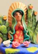 画像2: アギラールファミリーの陶人形・グアダルーペのマリア (2)