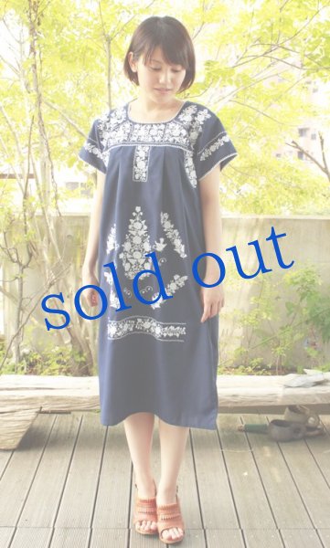 画像3: ゴージャス刺繍メキシコワンピース (3)