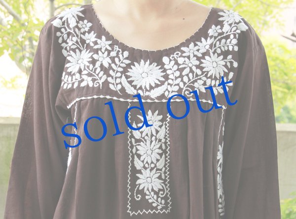 画像5: ゴージャス白刺繍のガーゼワンピース (5)