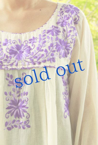 画像4: グラデーション刺繍のガーゼワンピース (4)