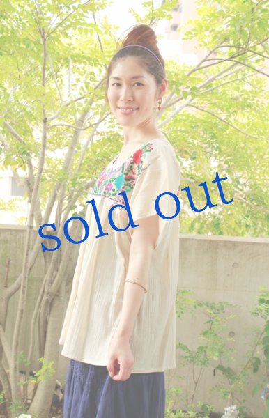 画像3: メキシコ刺繍のトップス (3)