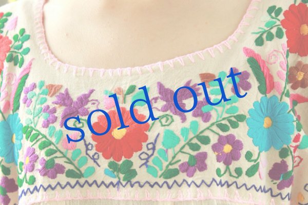 画像5: メキシコ刺繍のトップス (5)