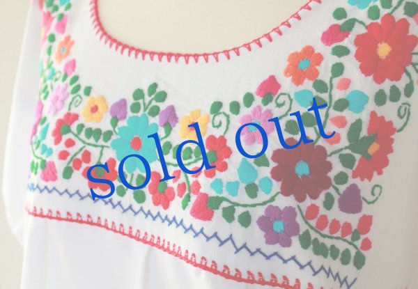 画像5: メキシコ刺繍のトップス (5)