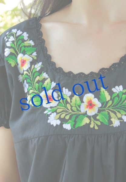 画像2: 「サンアントニーノ」 パフスリーブトップス/訳あり値下げ (2)