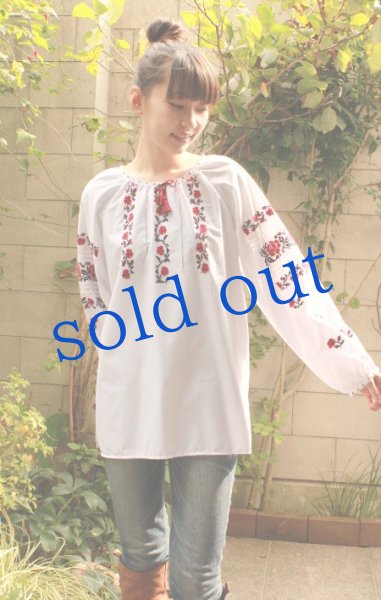 画像4: ウクライナ手刺繍トップス (4)