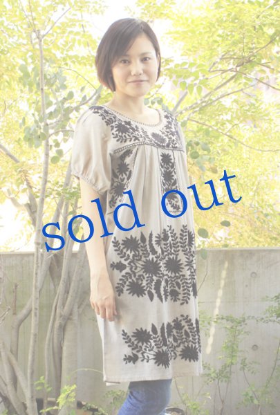 画像3: デラックス刺繍のガーゼチュニック (3)