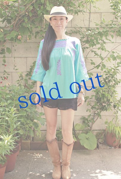 画像2: サン・アントニーノ刺繍七分袖ブラウス (2)