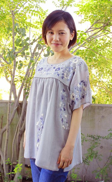 画像5: ガーゼ刺繍トップス (5)