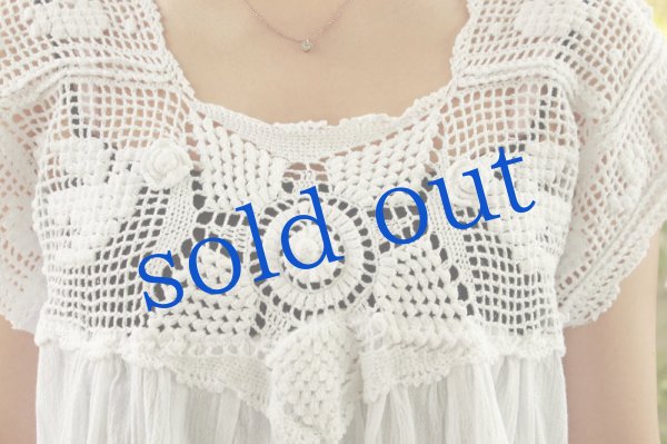 画像4: 手編みクロシェレースのガーゼトップス (4)