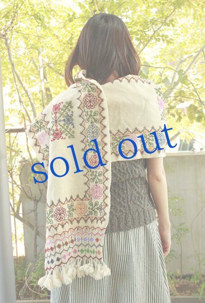 画像3: 手紬ウールの刺繍レボソショール (3)