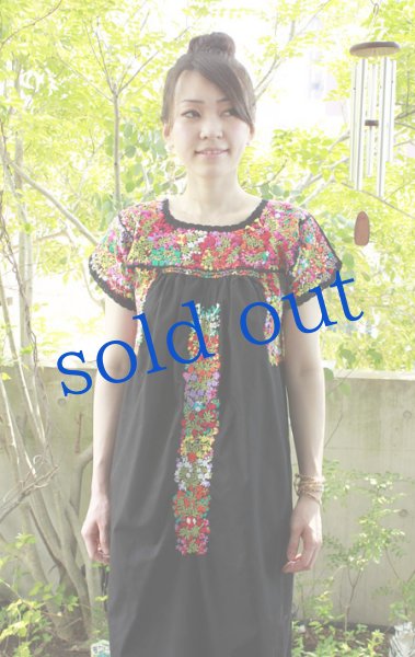 画像2: サンアントニーノ定番刺繍ドレスワンピース (2)