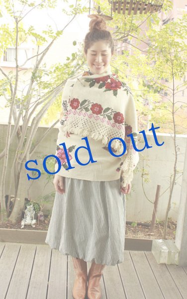 画像3: 手紬ウールの刺繍レボソシショール (3)