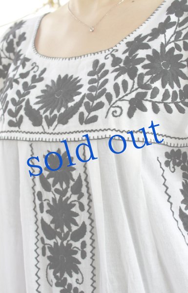 画像3: デラックス刺繍のガーゼチュニック (3)