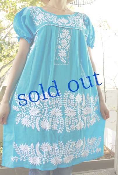 画像2: デラックス刺繍のガーゼチュニック (2)