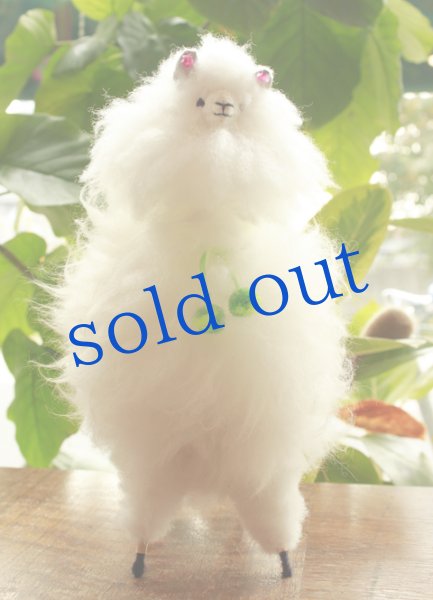 画像2: 白アルパカのぬいぐるみ (2)