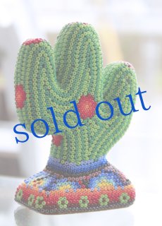 ウィチョル・ウィチョールのﾋﾞｰｽﾞｱｰﾄ