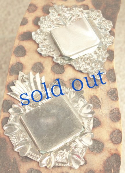 画像2: ブリキの小さな鏡 (2)