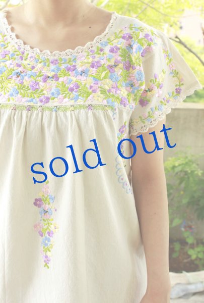 画像2: 「サンアントニーノ」 刺繍チュニックブラウス (2)