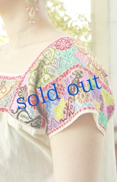 画像4: プエブラ州の刺繍ブラウス　 (4)