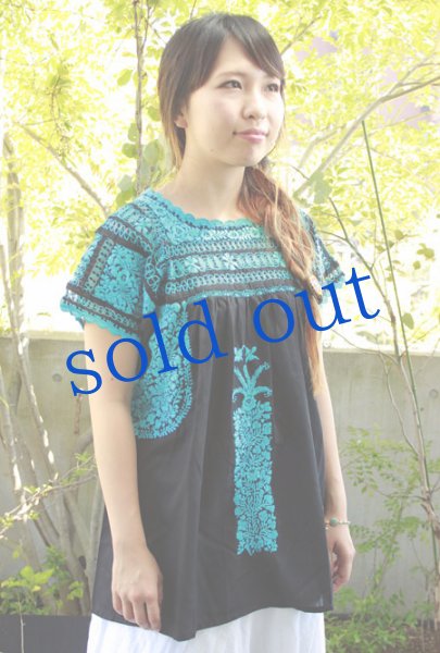 画像4: メキシコ刺繍ブラウスデスイラード (4)