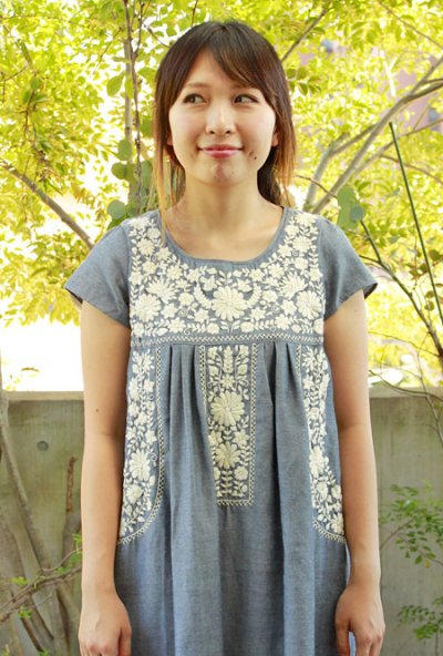 画像1: 洋服デザインの手刺繍ワンピース