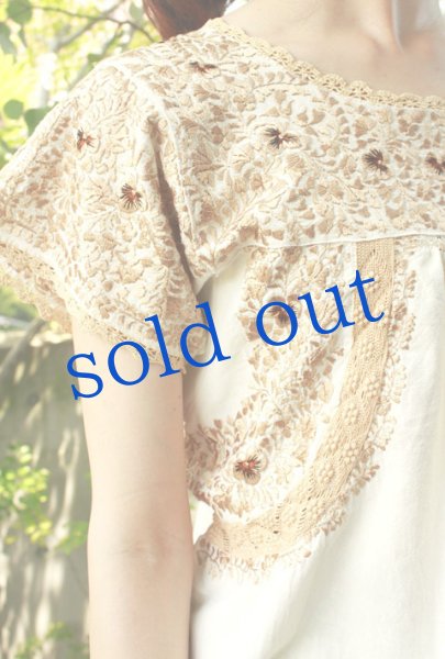 画像2: 「サンアントニーノ」 刺繍クブラウス (2)