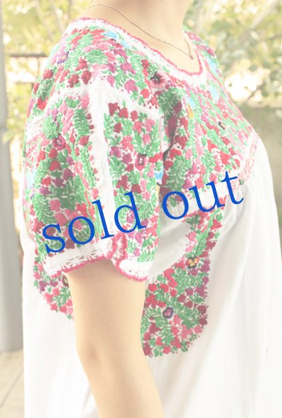 画像4: 「サンアントニーノ」 細かい刺繍ブラウス (4)