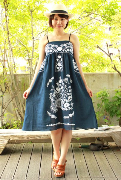画像2: メキシカン刺繍のベアトップチュニック (2)