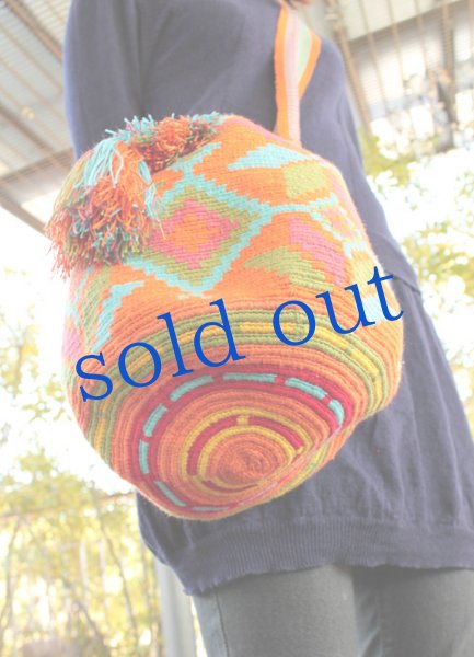 画像4: コロンビアの先住民WAYUU族の手編みバッグ (4)