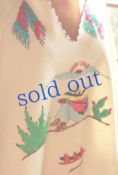 画像4: 手刺繍ポンチョ  (4)