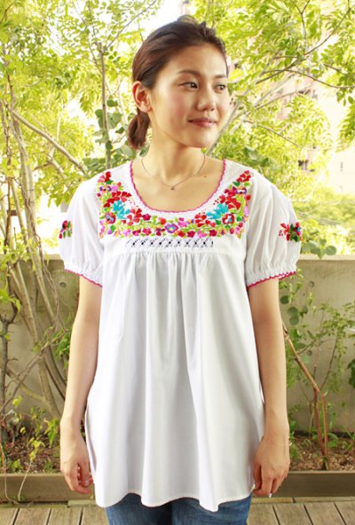 画像1: サンアントニーノ刺繍トップス