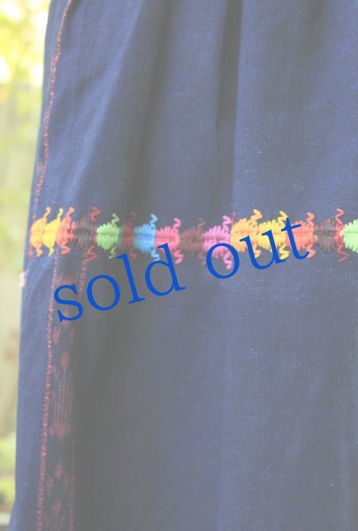 画像4: 藍の織と刺繍のインディアンスカート (4)