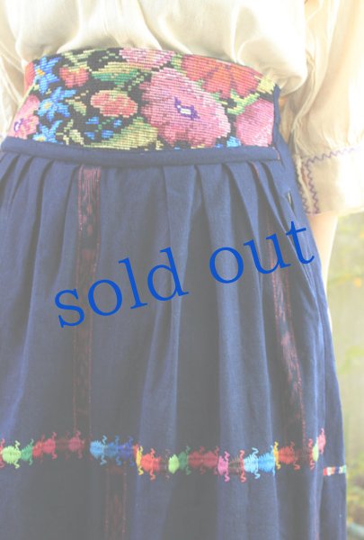 画像3: 藍の織と刺繍のインディアンスカート (3)