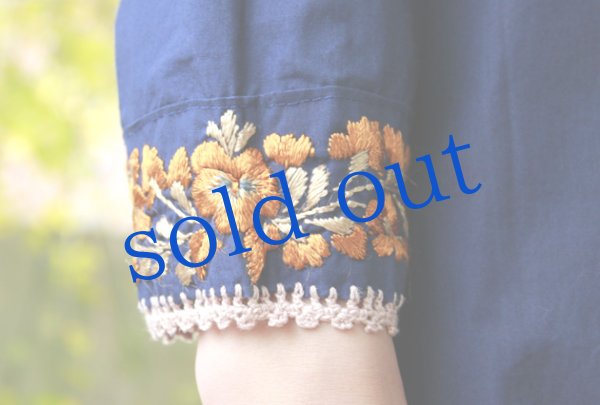 画像4: サンアントニーノ刺繍長そでトップス (4)