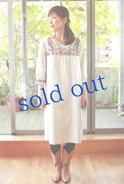 画像3: 洋服デザインの手刺繍オリジナルワンピース (3)