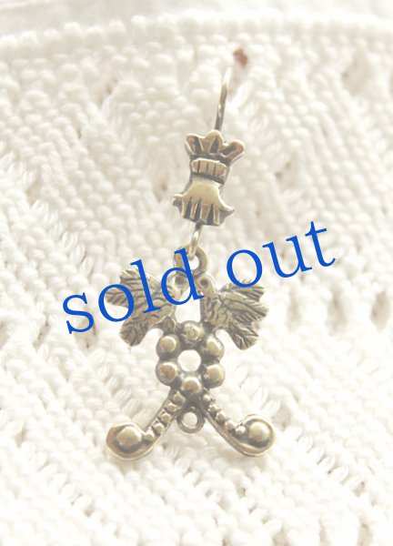 画像4: 小鳥と手のモチーフメキシコシルバーピアス (4)