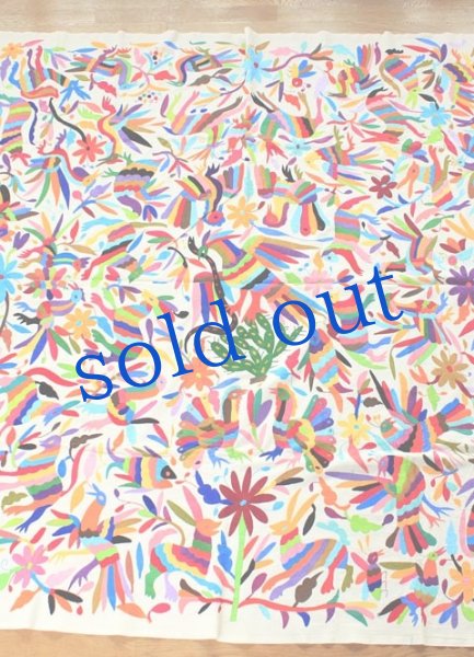 画像2: オトミの刺繍ベッドカバー・テーブルクロス　 (2)