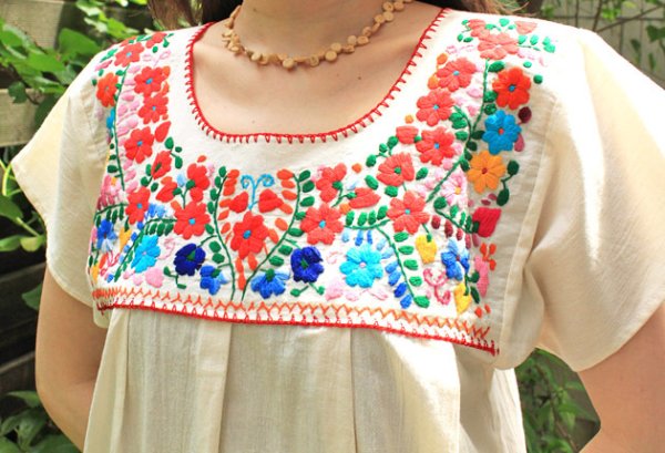 画像5: ゴージャス刺繍メキシコワンピース　 (5)